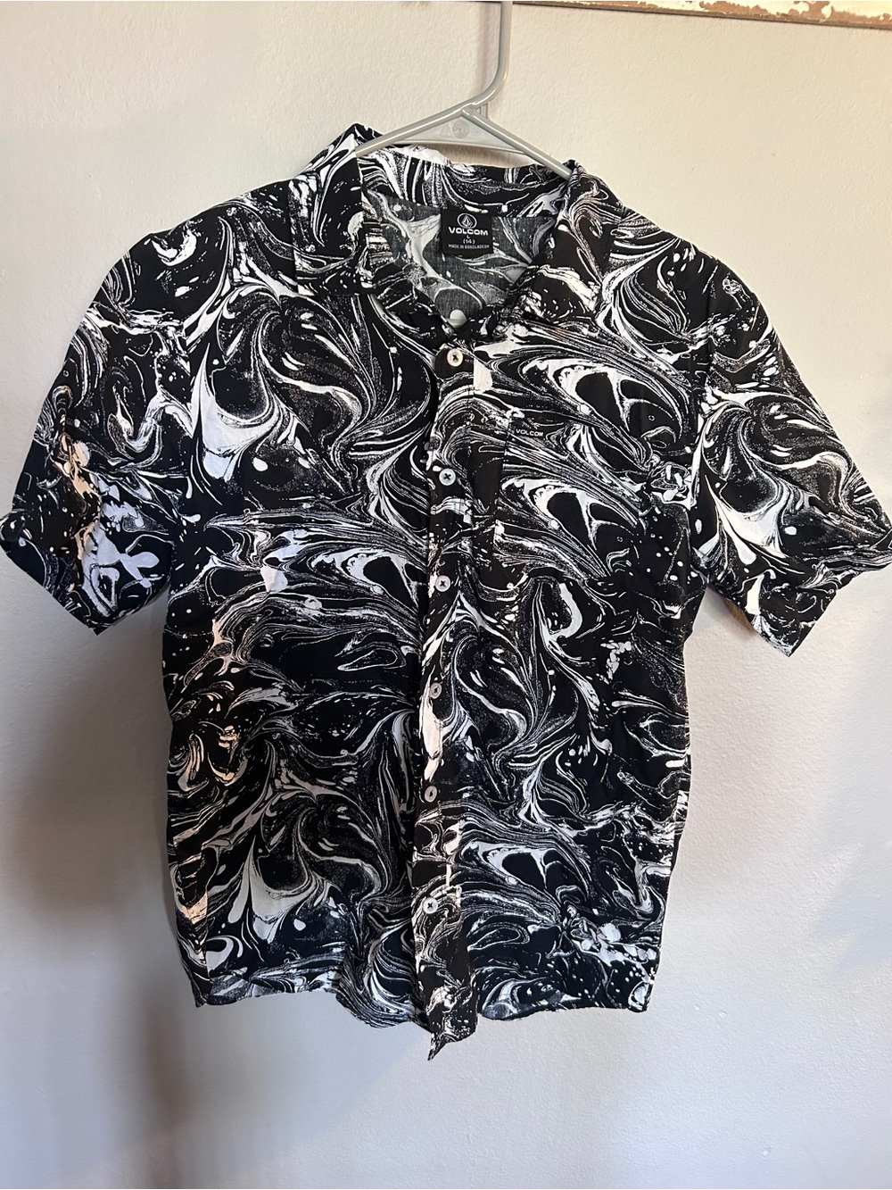Volcom Black & White Swirl Short Sleeve Button-Up Shirt